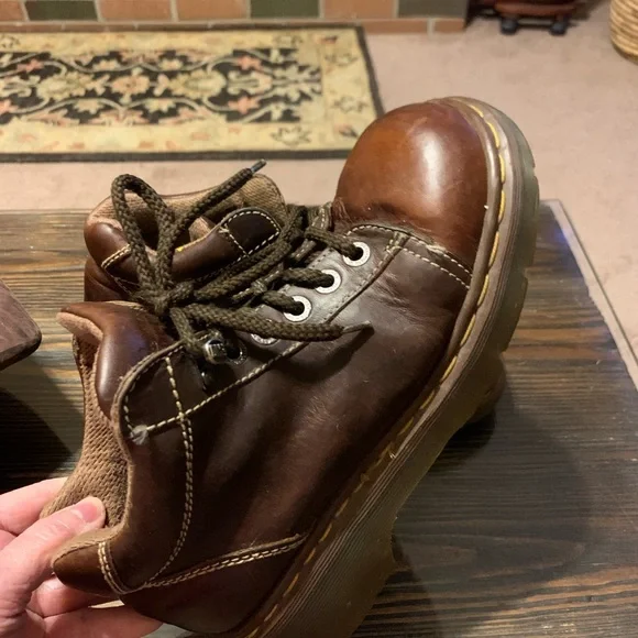 SOLD. Doc Martens made in England leather Sz 8 boots - Picture 14 of 15